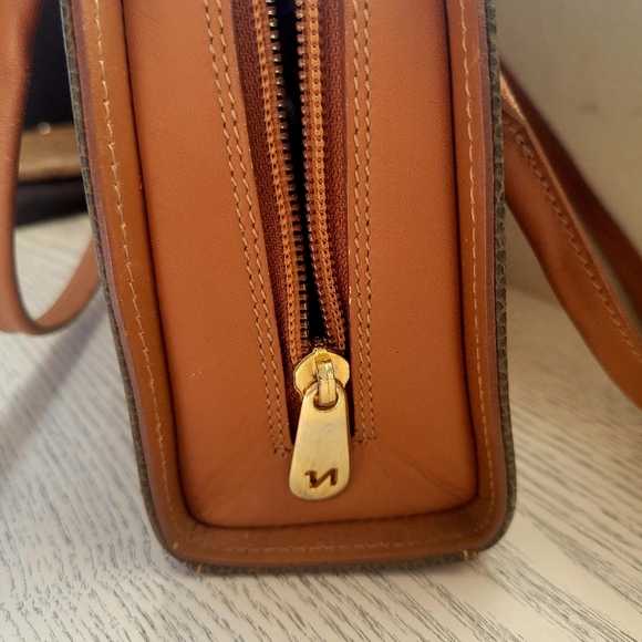 Authentic Nina Ricci Handbag - Picture 7 of 14